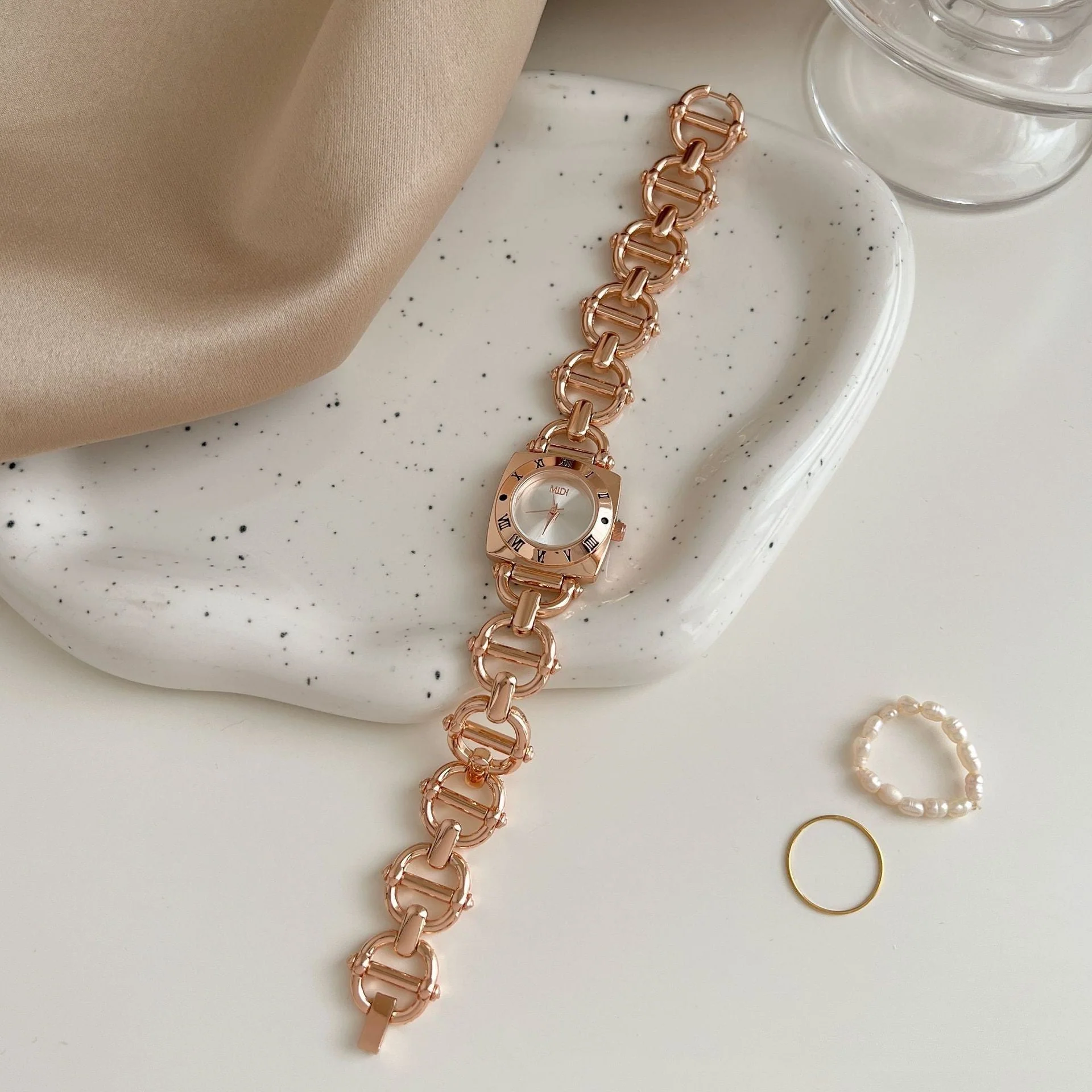 Retro Small Square Personality Chain Watch - Image 5