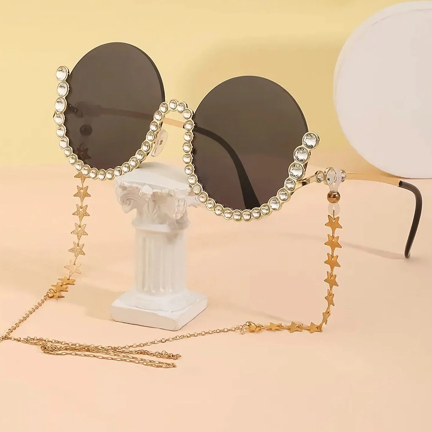 Rhinestone Round Diamond Sunglasses - Image 8