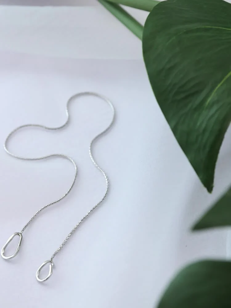 Simple Silver Slip-Through Necklace - Image 2