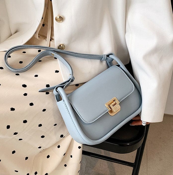 Simplistic Mono Color Shoulder Bag with Gold Clasp - Image 5