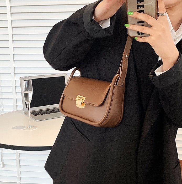 Simplistic Mono Color Shoulder Bag with Gold Clasp - Image 8