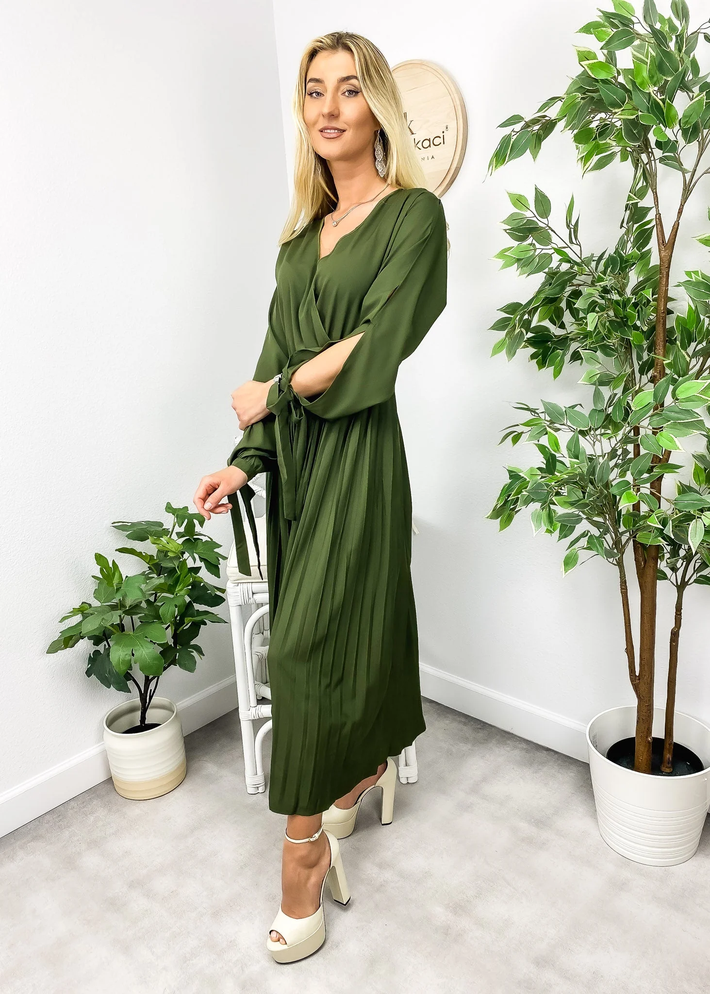 Sleeve Cutout Pleated Dress - Image 7