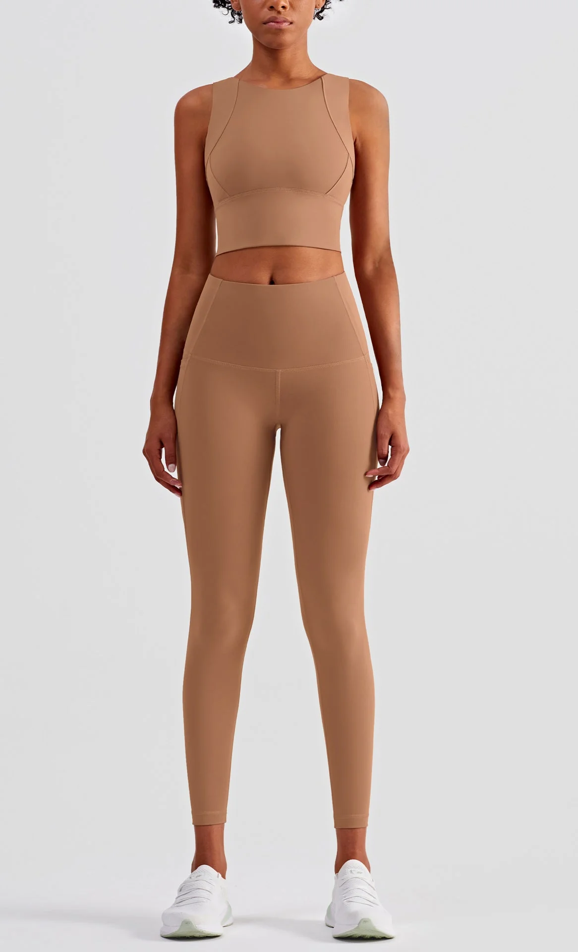 Sleeveless Cropped Tank Top - Image 10