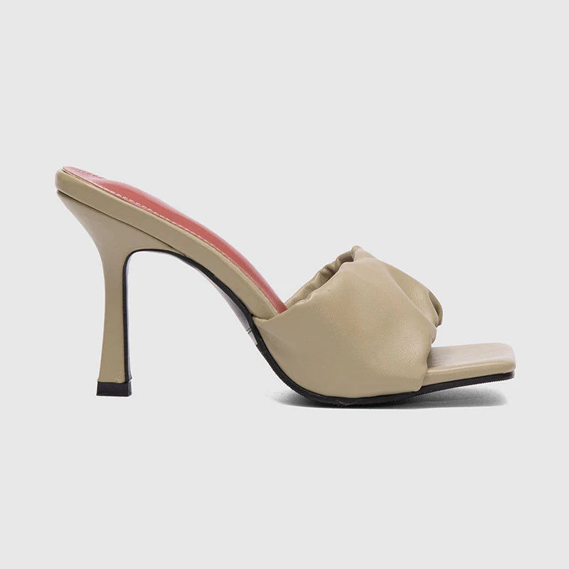 Square Toe Thin High Heeled Sandals - Image 2