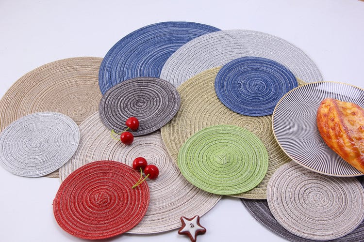Small Circular Woven Placemat - Image 4