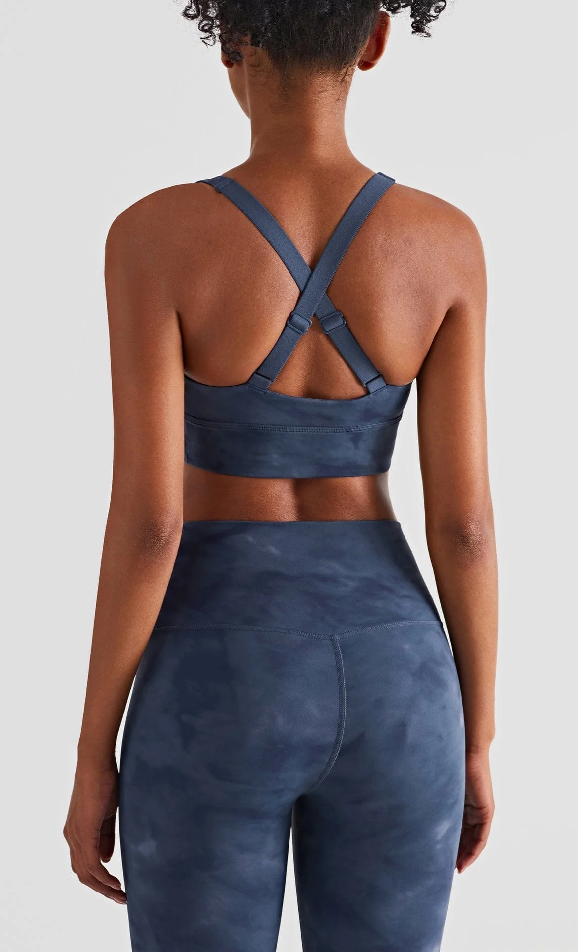 Soft Buttery Criss Cross Back Fitness Sports Bra - Image 4