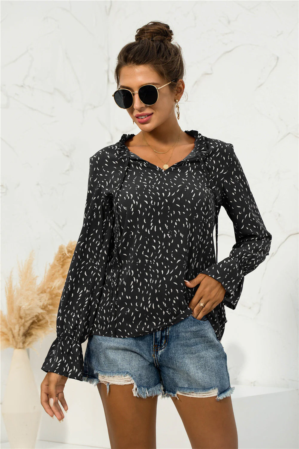 Soft Printed Puffed Sleeve Blouse - Image 5