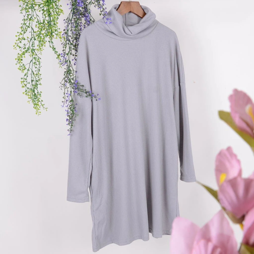 Soft Turtleneck Tunic Sweater - Image 13
