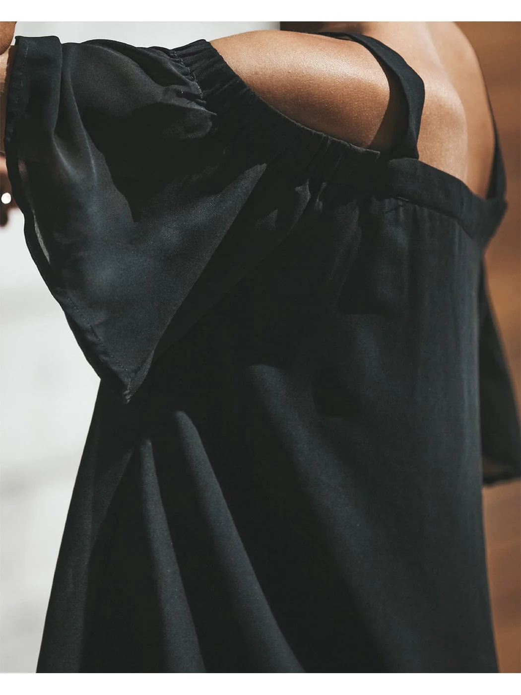Solid Cutout Cold Shoulder Top - Image 3