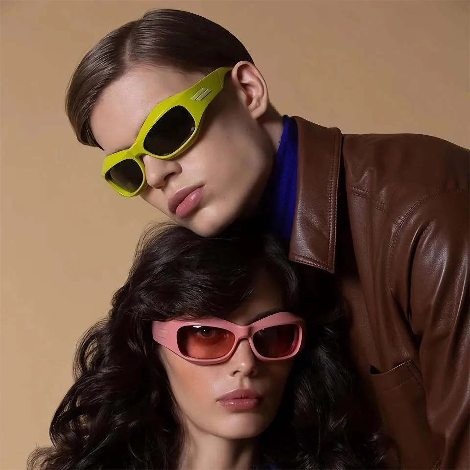 Stylish Oversized Unisex Sports Punk Sunglasses - Image 10