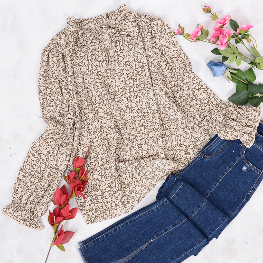 Tie Neck Vintage Floral Blouse - Image 10