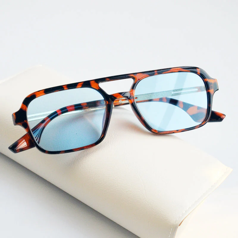 Trending Retro Double Bridge Sunglasses - Image 9