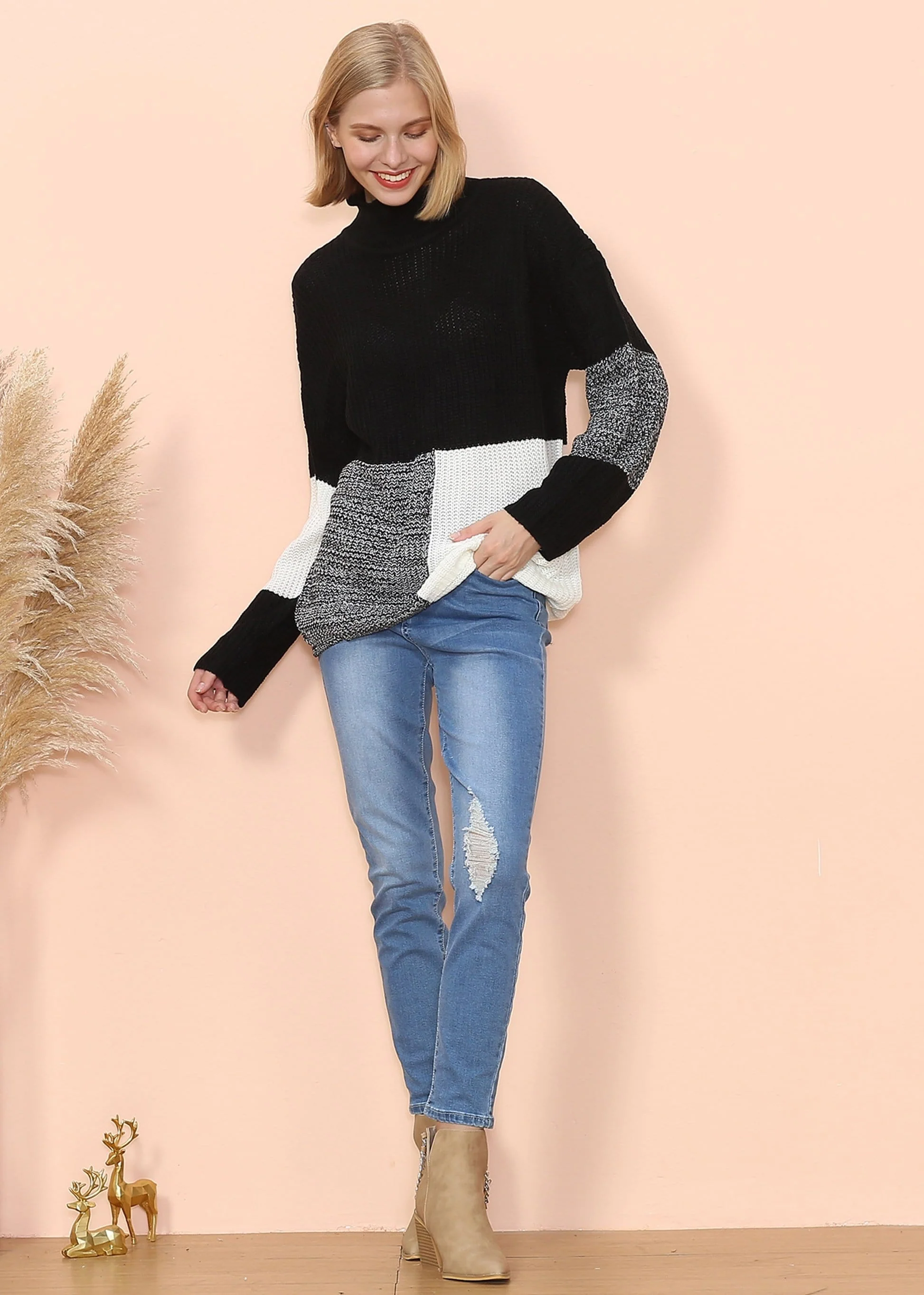 Turtleneck Color Block Knit Sweater - Image 10