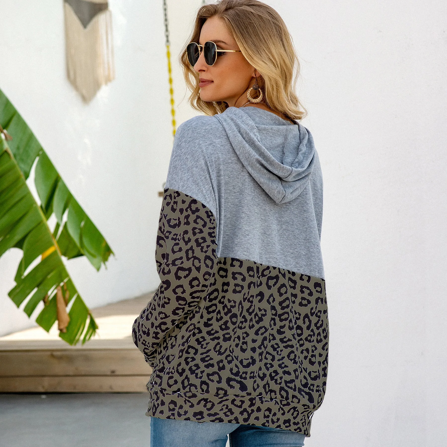 Two Tone Leopard Print Hoodie - Image 3