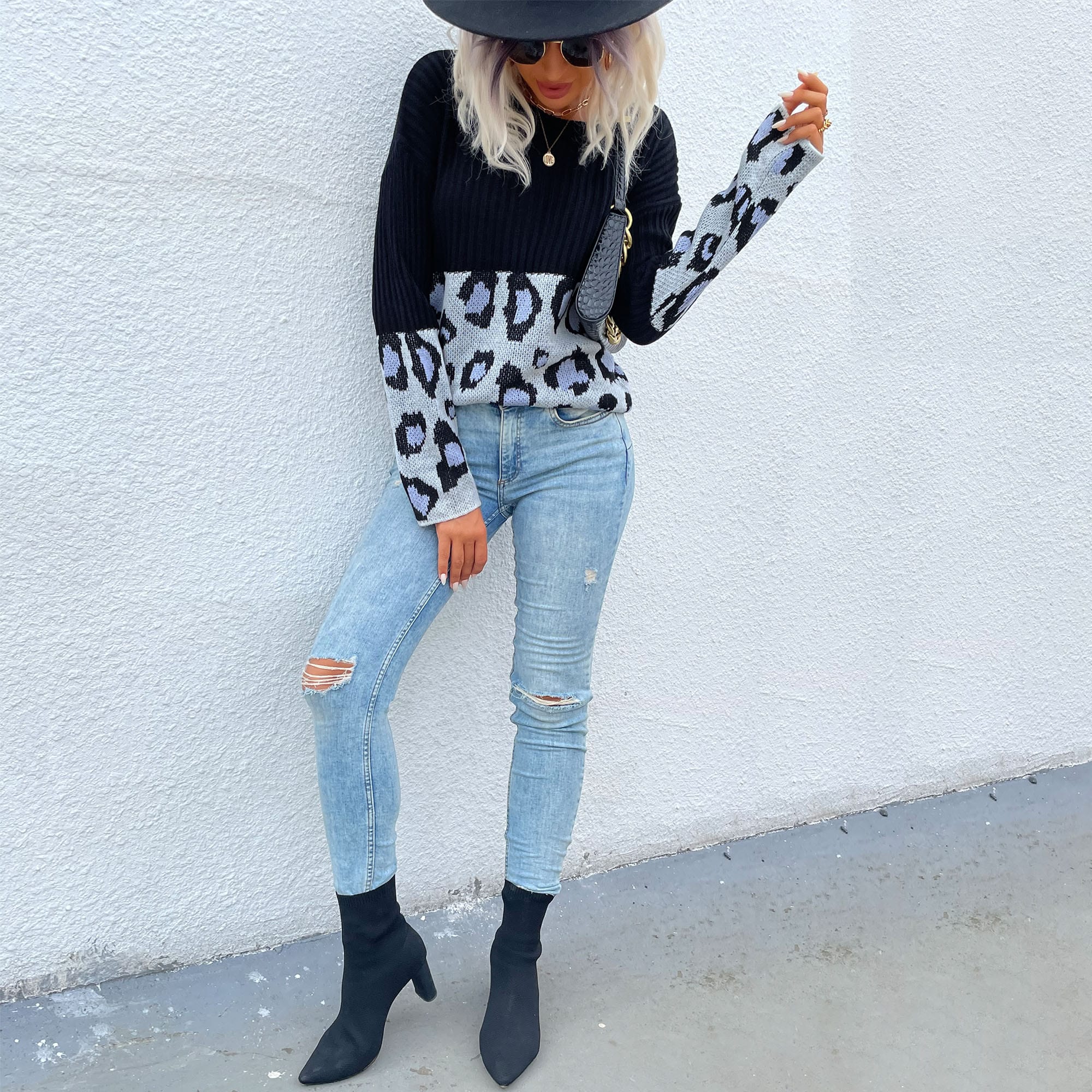 Two Tone Mixed Knit Sweater - Image 3