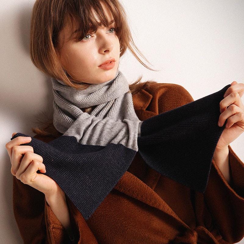 Two Tone Ribbed Knit Scarf - Image 8