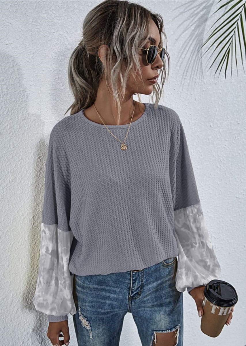 Two Tone Sleeve Knit Sweater - Image 4