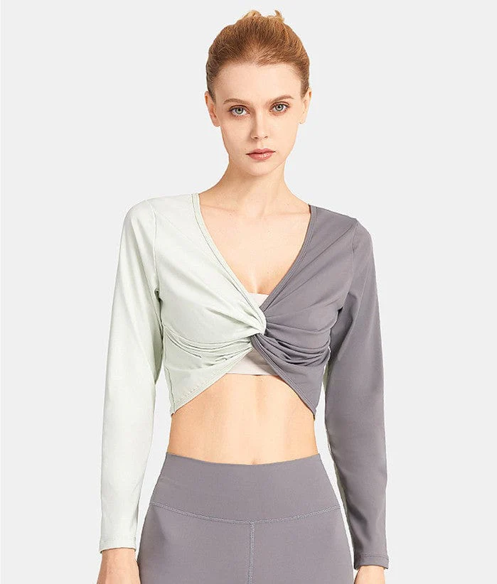 Two Toned Long Sleeve Twist Center Top - Image 4