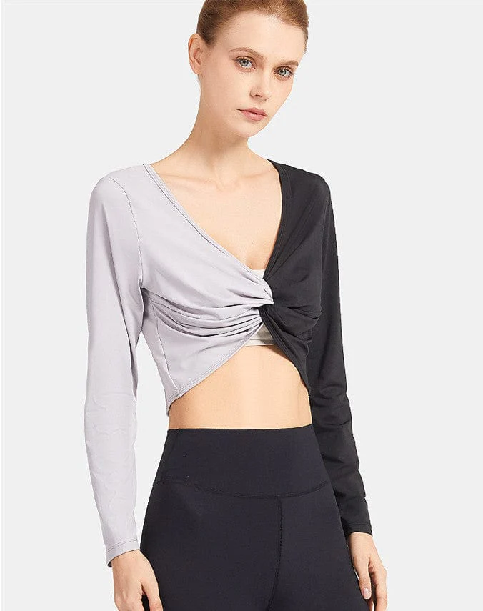 Two Toned Long Sleeve Twist Center Top - Image 6