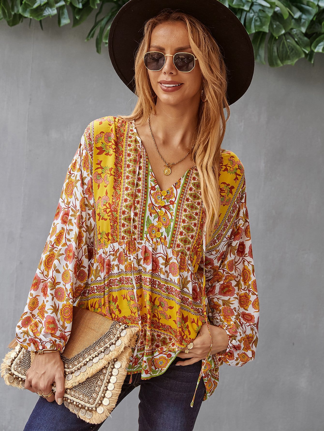 V Neck Boho Floral Blouse - Image 14