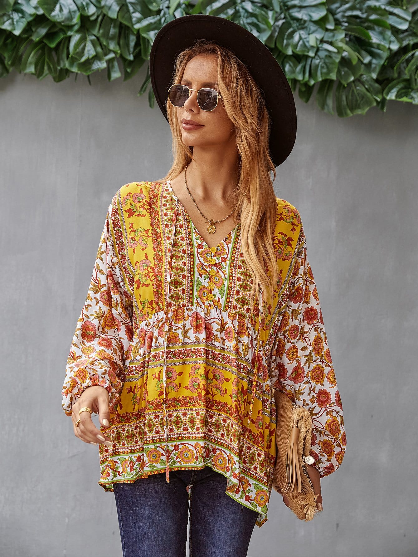 V Neck Boho Floral Blouse - Image 15