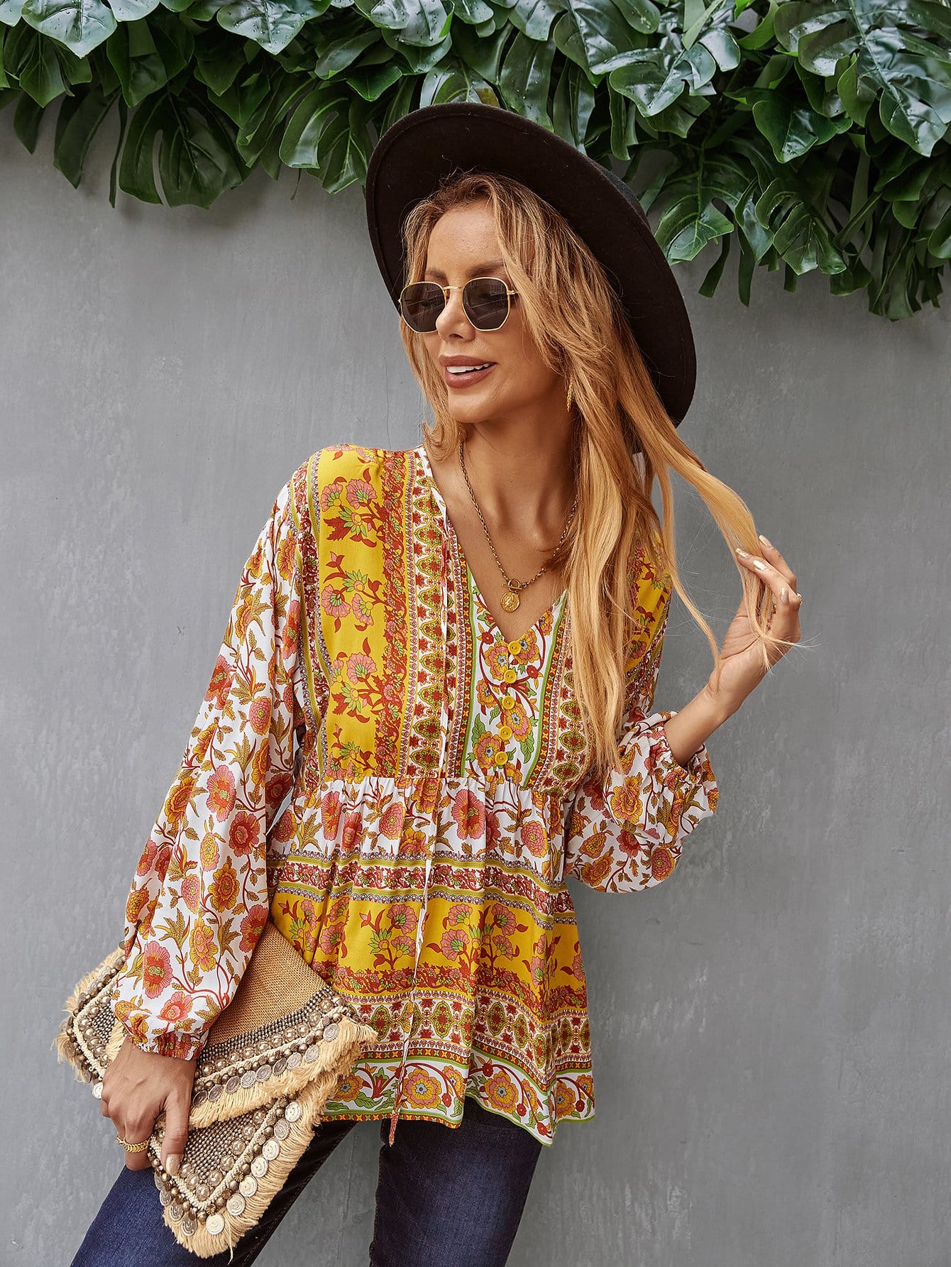 V Neck Boho Floral Blouse - Image 16