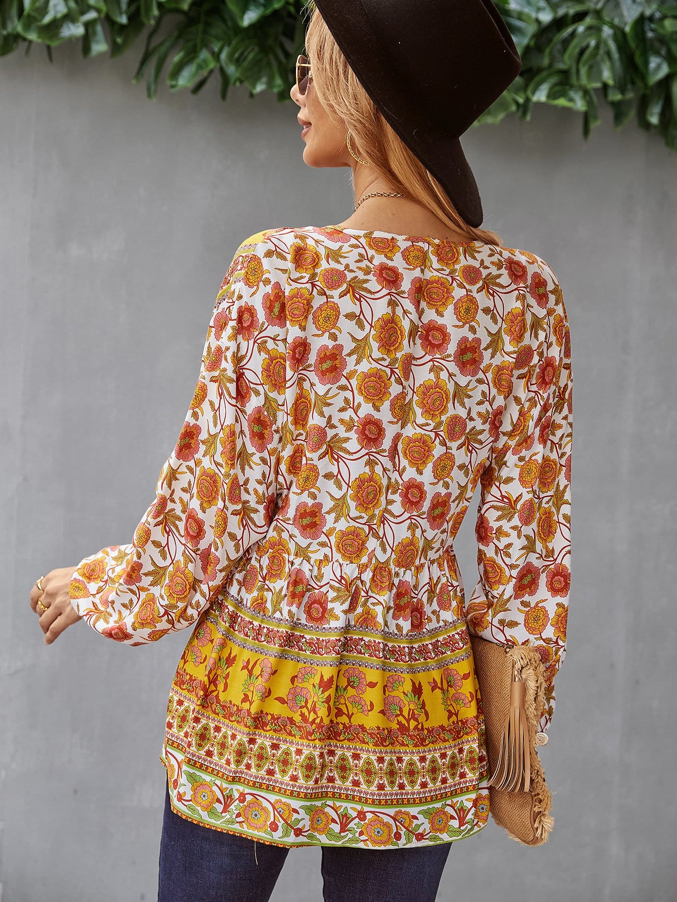 V Neck Boho Floral Blouse - Image 17