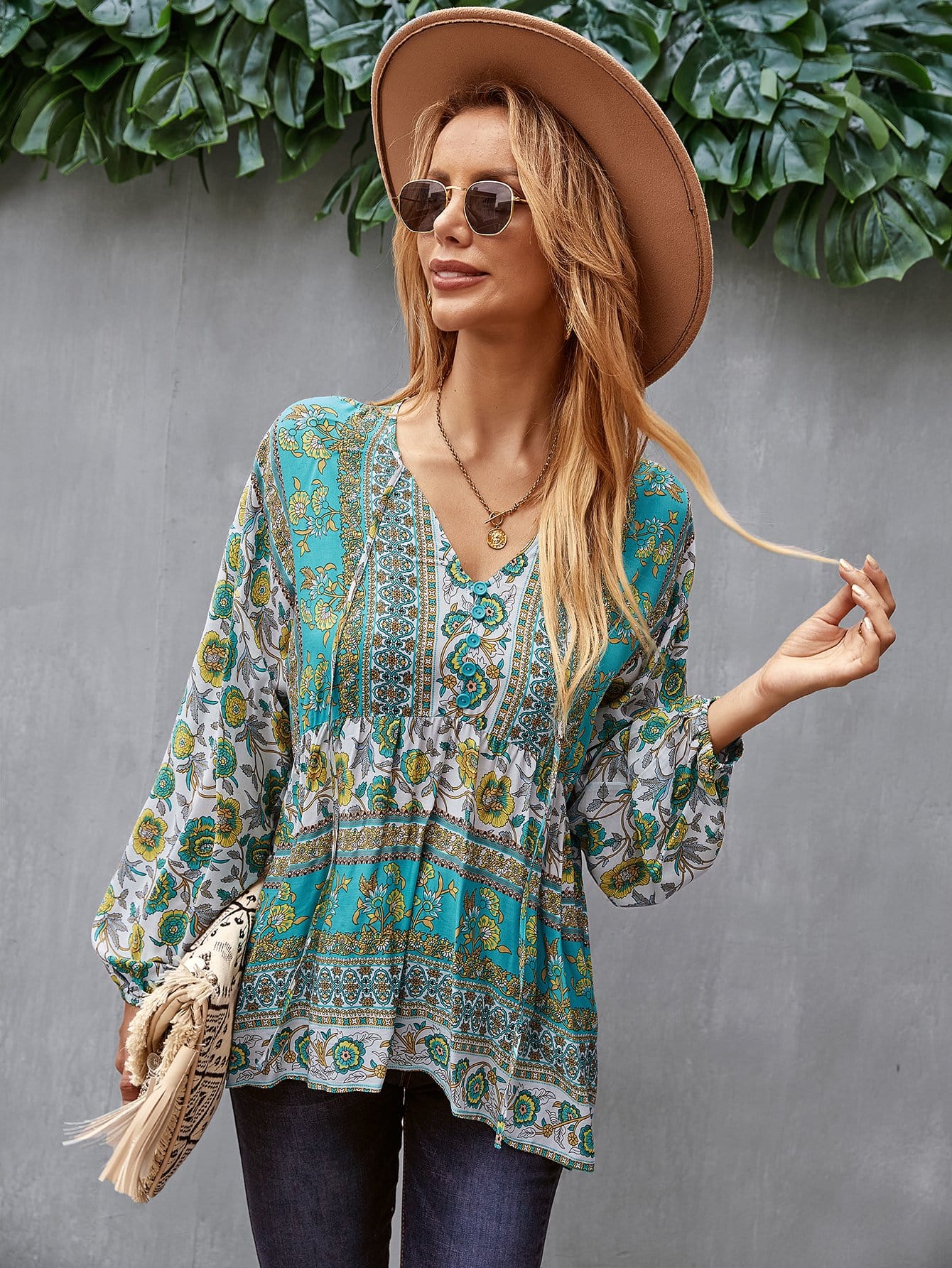 V Neck Boho Floral Blouse - Image 18