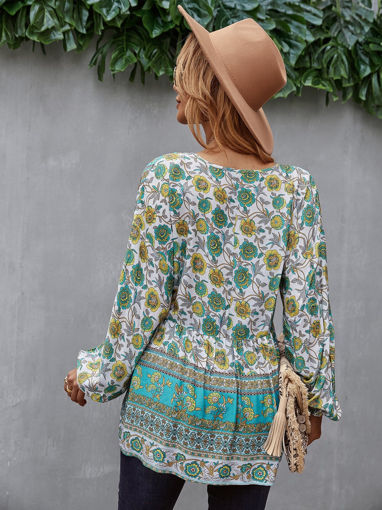 V Neck Boho Floral Blouse - Image 23