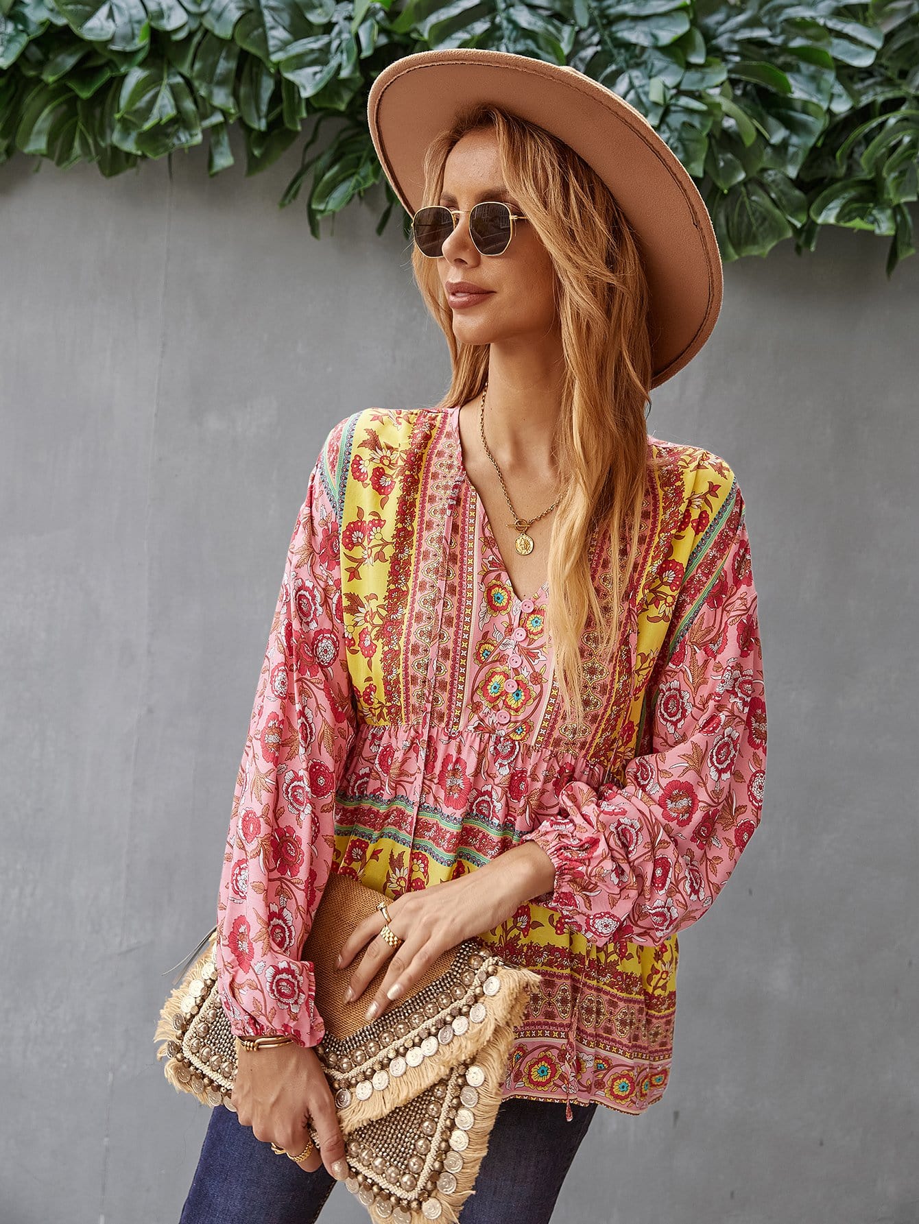 V Neck Boho Floral Blouse - Image 9