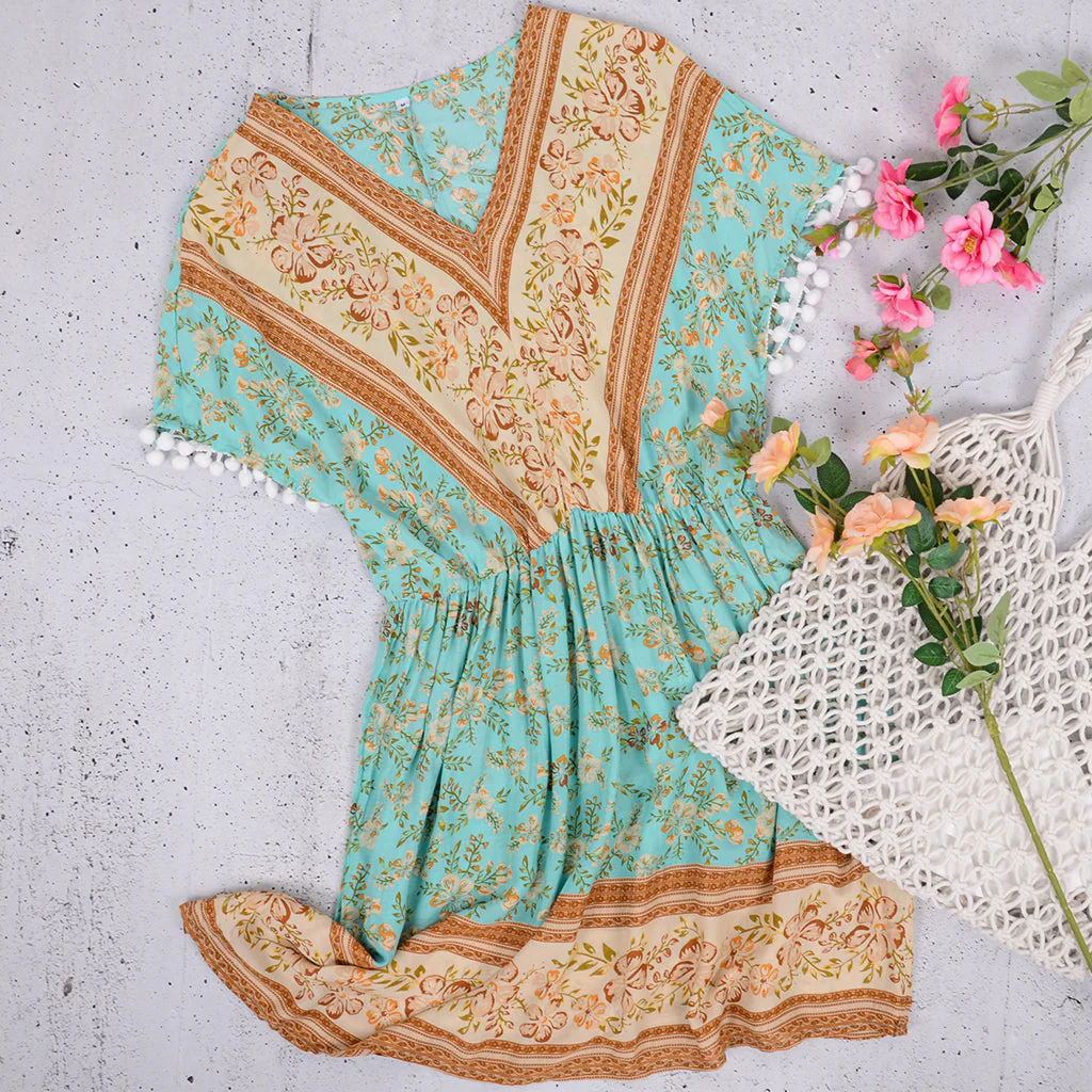V-Neck Printed Gathered Dress - Image 4