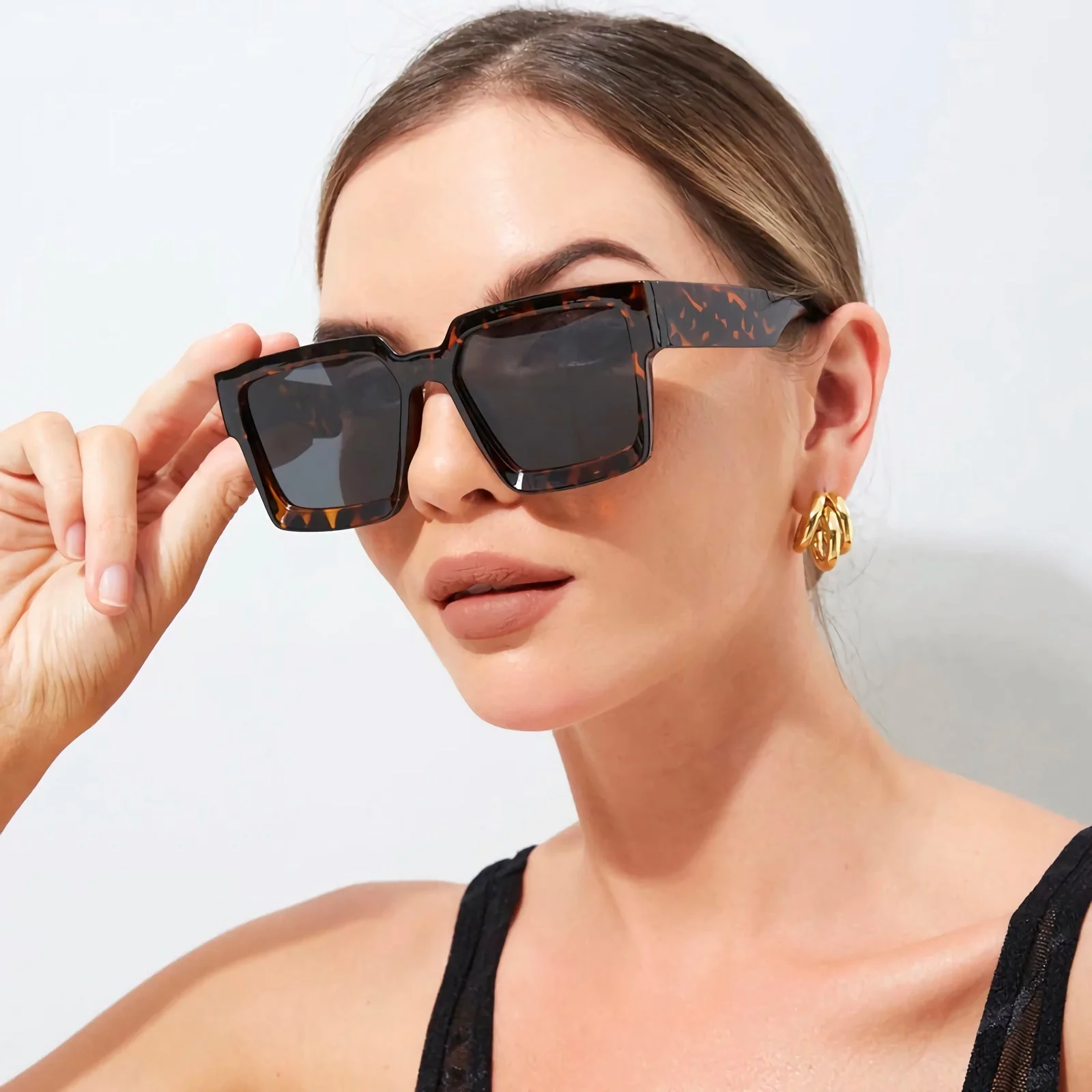Vintage Small Square Sunglasses - Image 10