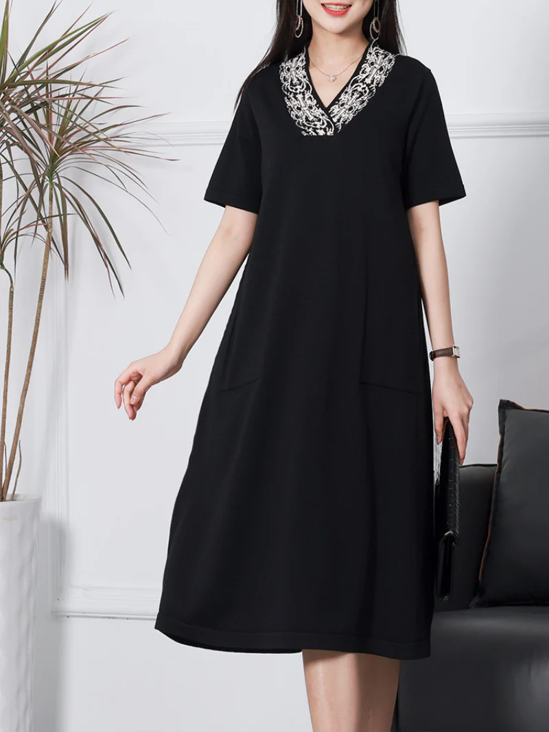 Stylish Short-sleeved V-neck Linen Knitted Midi-Dress - Image 2