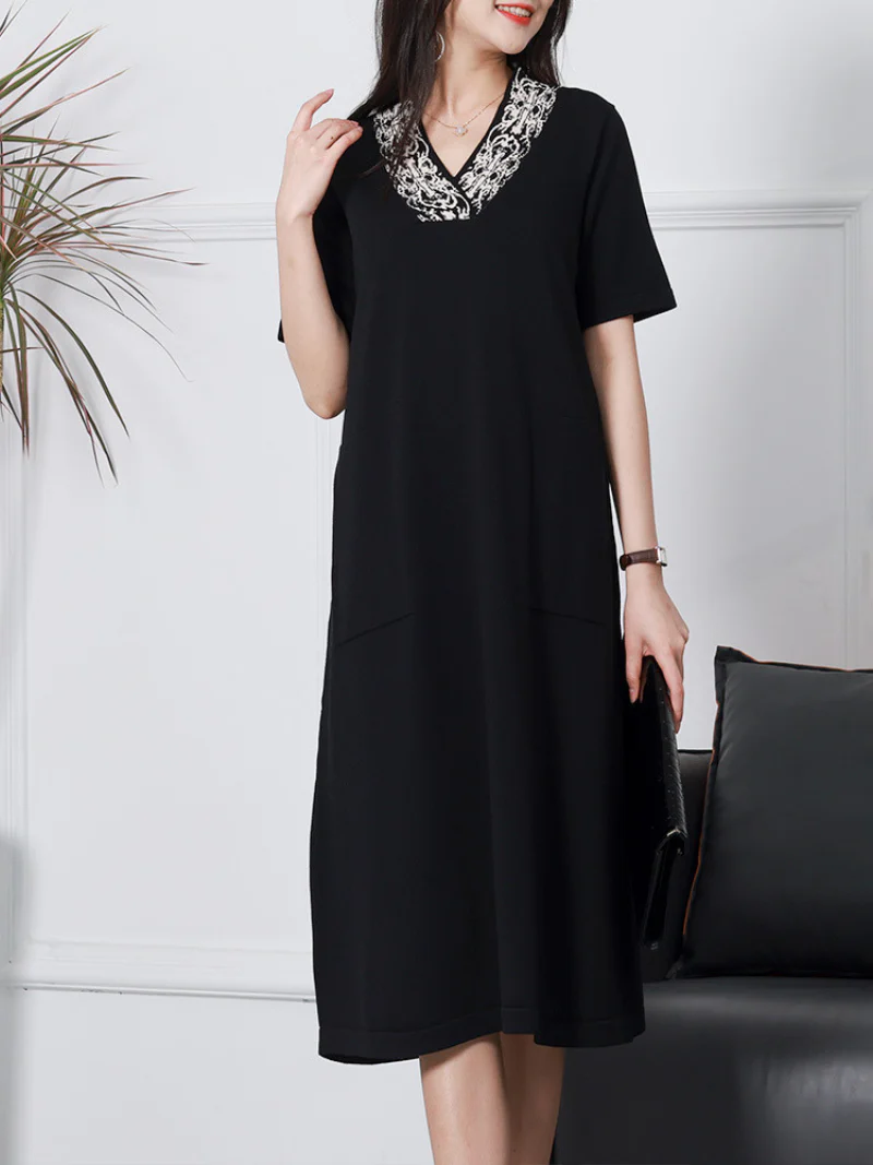 Stylish Short-sleeved V-neck Linen Knitted Midi-Dress - Image 3