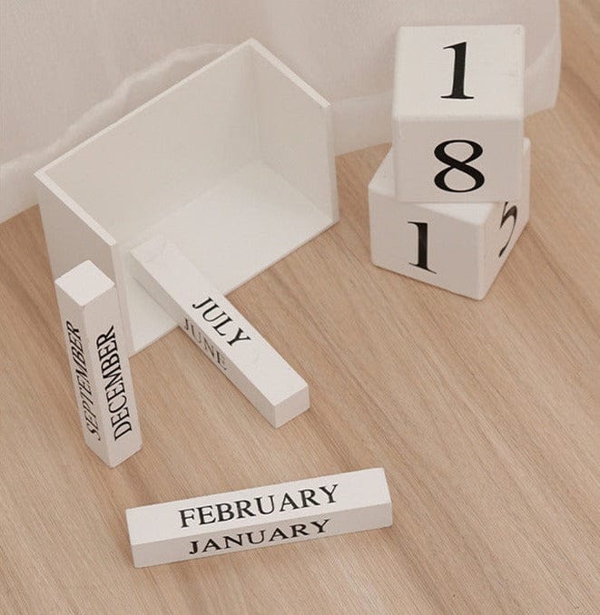 Wooden Desk Block Calendar - Image 8