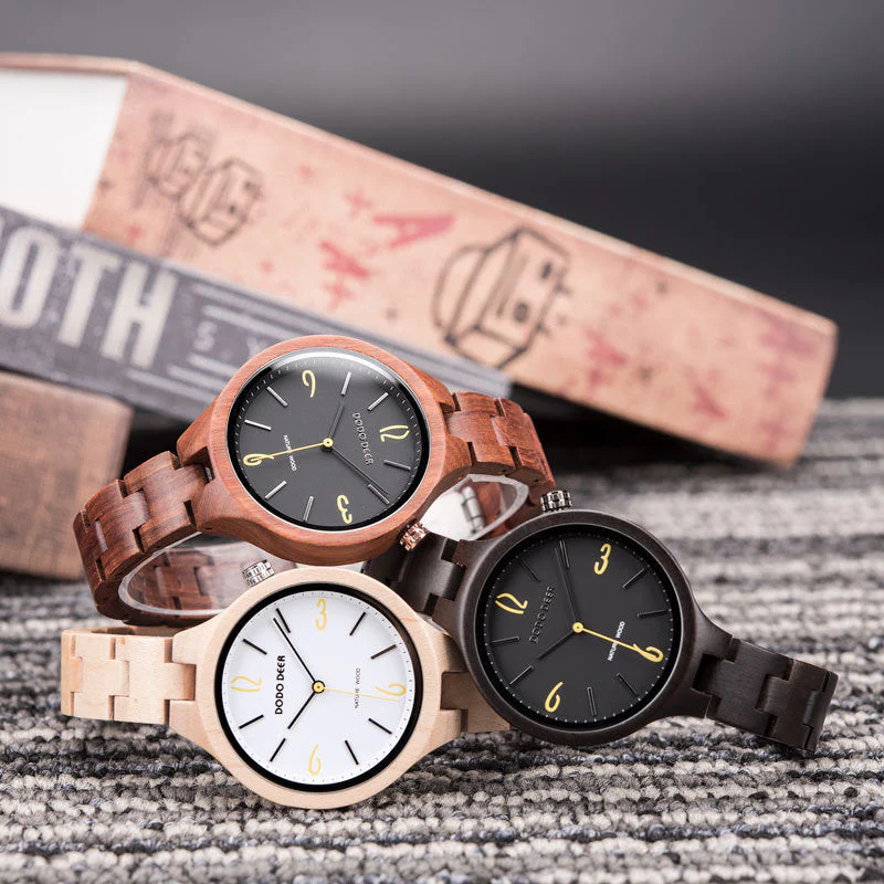 Wooden Luminous Quartz Watch - Image 2