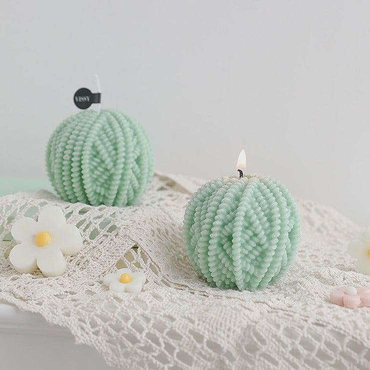 Yarn Ball Decorative Candle - Image 5